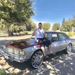 Meet your Posher, Issac